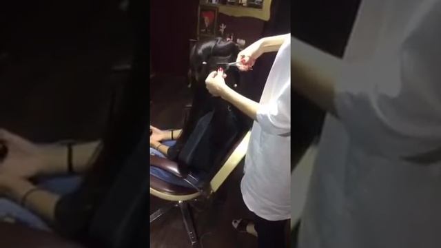 Девушка срезала волосы очень коротко. Cut her hair,SHAVING MY HEAD,CUT MY HAIR OFF