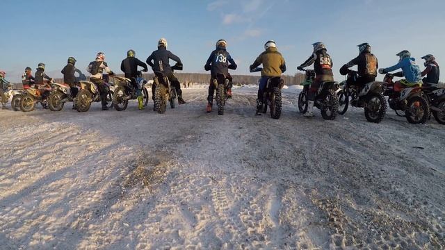 Старт одиночки Баженово 17.12. 2022 Мотокросс в Баженово