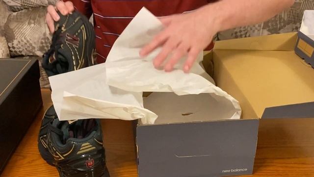 Посылка с 3 коллабами, New Balance 860v2 x ALD, New Balance 1906 x KITH, New Balance 2002 x JJJJoun смотреть онлайн