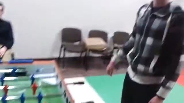 Table Soccer titan battle: Andrius (injured) vs Tautvydas Miklioji Ranka смотреть онлайн