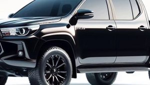 2025 Toyota Hilux Hybrid Unveiled - The Next Generation Toyota Hilux  | Auto-Cars