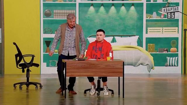 Мужик хряпнул сто грамм и захотел назад в СССР 🤣😂 смотреть онлайн