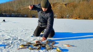 РЫБАЛКА С СЕМЕНОМ и АНДРЕЕМ по ПЕРВОМУ ЛЬДУ