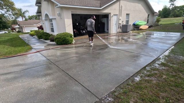 Pool Enclosure Cleaning Plus An Upsell #cleaning #howto #pressurewashing