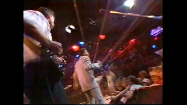Frankie Goes To Hollywood - Relax Live The Tube 29.06.84 - смотреть видео онлайн от «Физика в природе» в хорошем качестве, опубликованное 8 ноября 2024 года в 6:11:55 00:04:45.