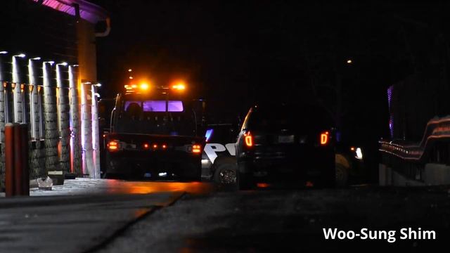 Police Conduct Manhunt After Pursuit Ends in Wadsworth, IL 12/30/22 смотреть онлайн