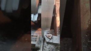 Проточка шкива ленточной пилорамы .