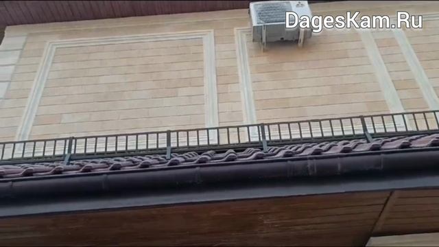 Красивый дизайн отделки фасада и цоколя