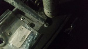 Установка газовых упоров на капот Фиат вместо допотопных подставок