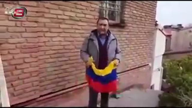 Միզում է Հայոց եռագույն վրա ու հայհոյում. ներկաները լուռ են смотреть онлайн