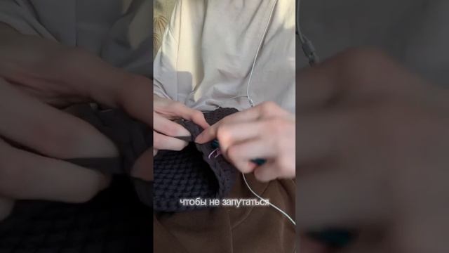 Оцени в комментариях➡️ #вязание #вязаниекрючком #shorts #вязанаясумка #сумкаизтрикотажнойпряжи смотреть онлайн