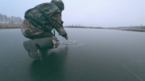 ПЕРВЫЙ ЛЁД. РЫБАЛКА НА ЩУКУ ЗИМОЙ
