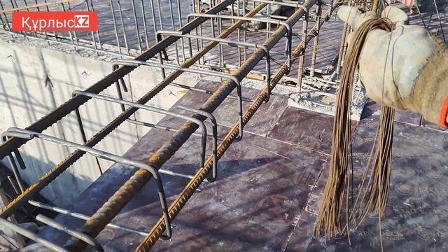 Қазақ білсін | Арматура ригель тоқу,байлау | Хамудтың құлағын қайыру | Хамут салу !!! смотреть онлайн