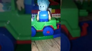 Первая встреча с фиксиками.