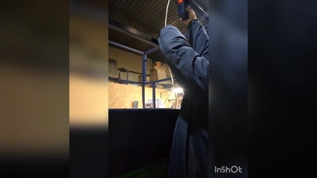 Ножничный самоходный подъемник HTLIFTERS