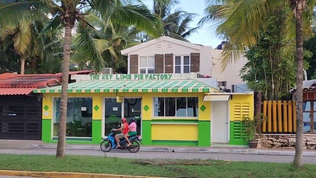 ПРОГУЛКА И ОБЗОР МЕКСИКАНСКОГО ОСТРОВА / ЗАБРОШКИ / MEXICO смотреть онлайн