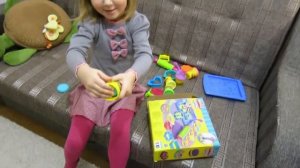 Играем с пластилином Play Doh