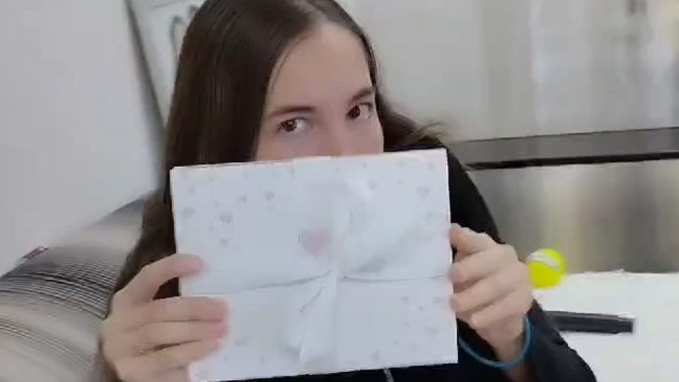 Обзор подарка от друзей 😀 #идеяподарка если не знаешь что подарить
