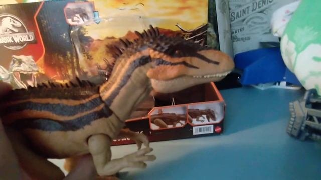 обзор на кархародонтозавра от MATTEL