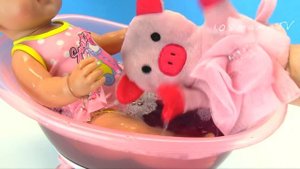 Алиса Не Хочет Мыться Одна Мультики Как Мама Играет в Куклы Беби Бон ЛОЛ 108мама тв