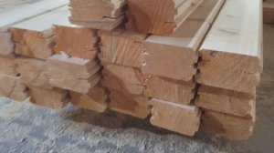 Сухой профилированный брус 90х140 мм с компенсационными пропилами - заказ бани из бруса Пестово