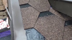 Примыкание к трубе и монтаж ендовы. Сложный узел скатной кровли. Обзор.