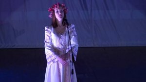 Лети перышко через полюшко