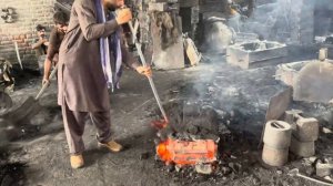 Процесс изготовления блока цилиндров двигателя в местной мастерской