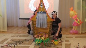 Выступление родителей на детском утреннике в садике. Сказка Теремок. Младшая группа.