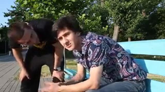 Брат скамейка покрашена