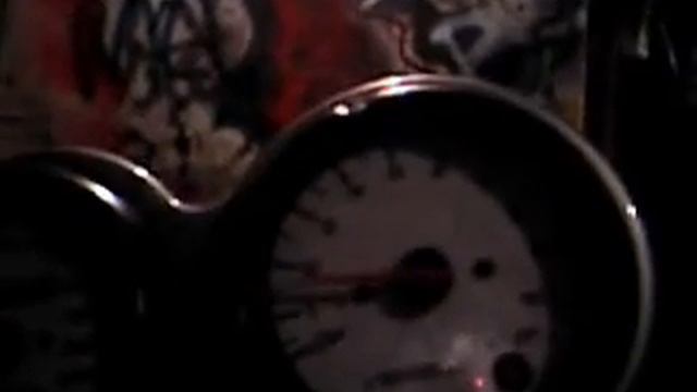 VX 800 & GSX 600F sound смотреть онлайн