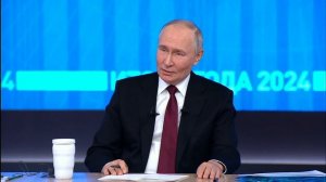 «Коль, Ширак, Берлускони!»: Владимир Путин рассказал, с кем бы хотел выпить чая