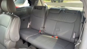 2009 Toyota Sienna XLE AWD stock# 19215B