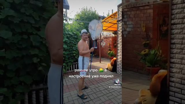 Бабочки не только в животе.