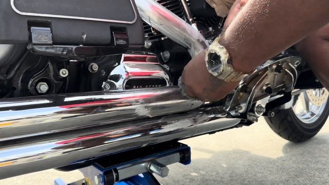 Clean Melted Plastic off Chrome Pipes in 2024 смотреть онлайн