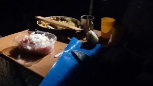 голодным не смотреть . Сагудай из Хариуса на реке
