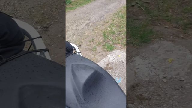 Прямоток BMW F800R сравнение с заводским выхлопом. Акрапович (Китай).