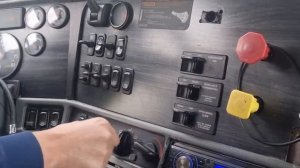 Покупка Хорошего Фреда на полном автомате. Который газит))) в заводе. Разговор с водителем.