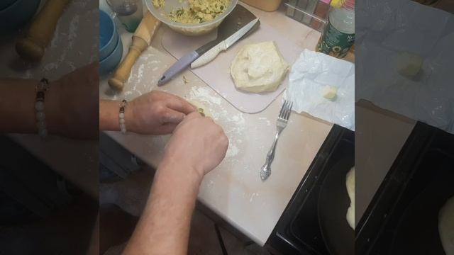 Хычины🤤Карачаево Балкарское блюдо ,я как увидел сразу захотел ,делал первый раз и получилось супер❤