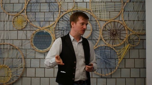 Лекция о способах хранения семейной памяти | Константин Андреев