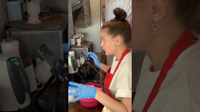 Готовлю чебуреки, снимаю рецепт