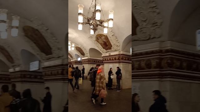 #Станция #метро #Киевская #радиальная, #Москва. #метровмоскве #транспортмосквы