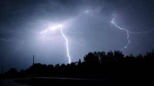 Гроза на даче в Великом Новгороде