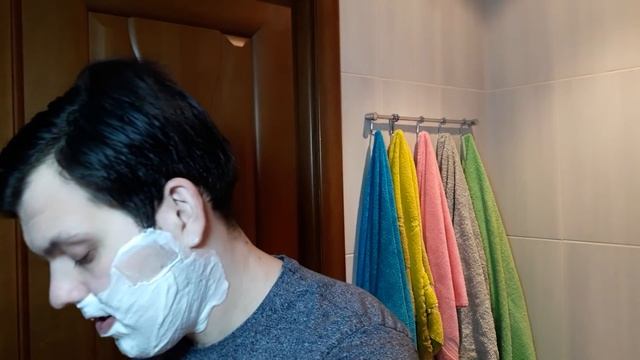 Бритье. Shavemac 2-band, мало Arturro Barbiere, станок Weishi с регулировкой, лосьон MENNEN, Mühle смотреть онлайн