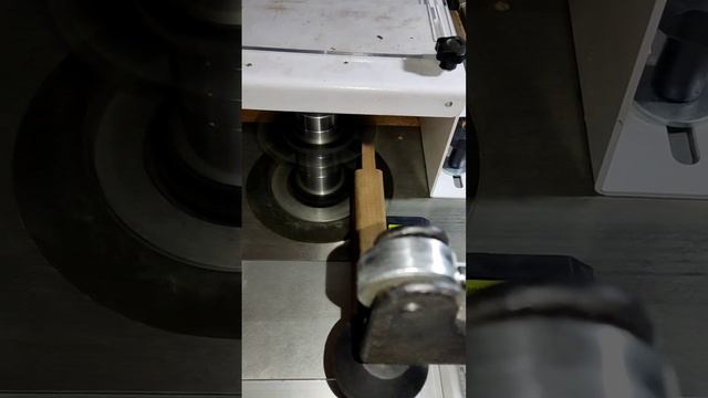 Фрезерование длинной детали с двух сторон за один прогон, на комбинированном станке. 2 часть.
