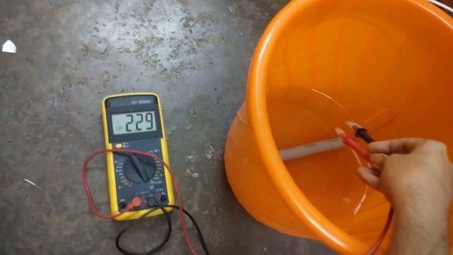 DIY Capacitance Level Switch for overhead tank over fill prevention water pump controller