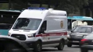 СКОРАЯ ПОМОЩЬ СПЕШИТ НА ВЫЗОВ