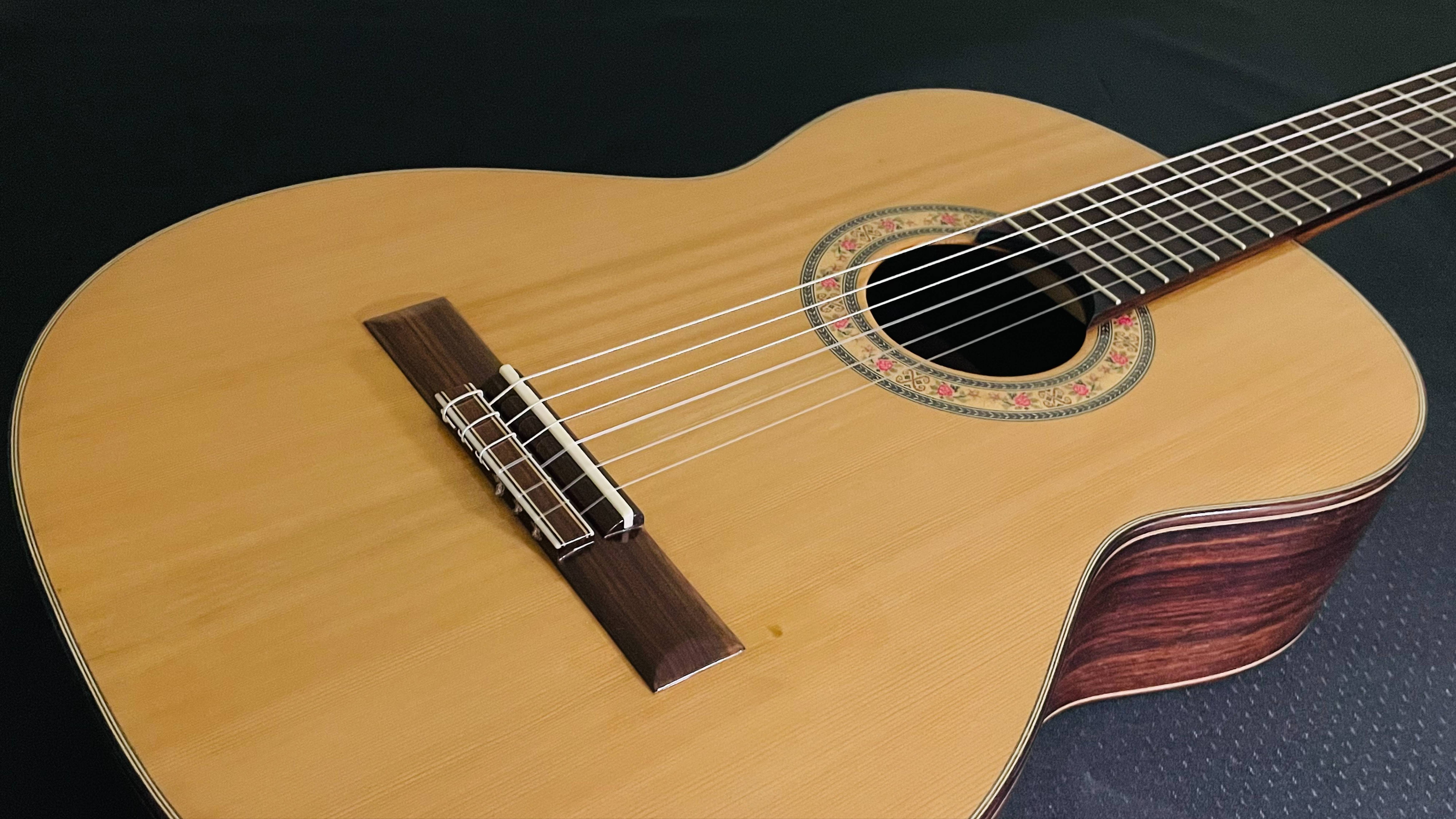 Реставрация гитары Osamu Sakamoto Grand Concert (model N°502 Angel)