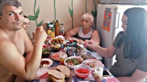 Скромно посидели за сына @ Малосольные огурцы