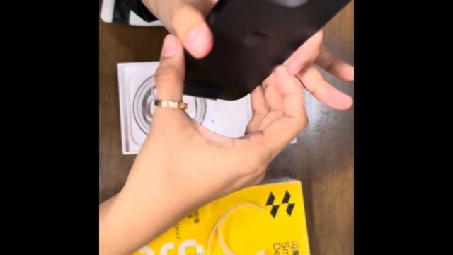 Unboxing iphone 15 Pro Titanium Black and smart tempered glass смотреть онлайн